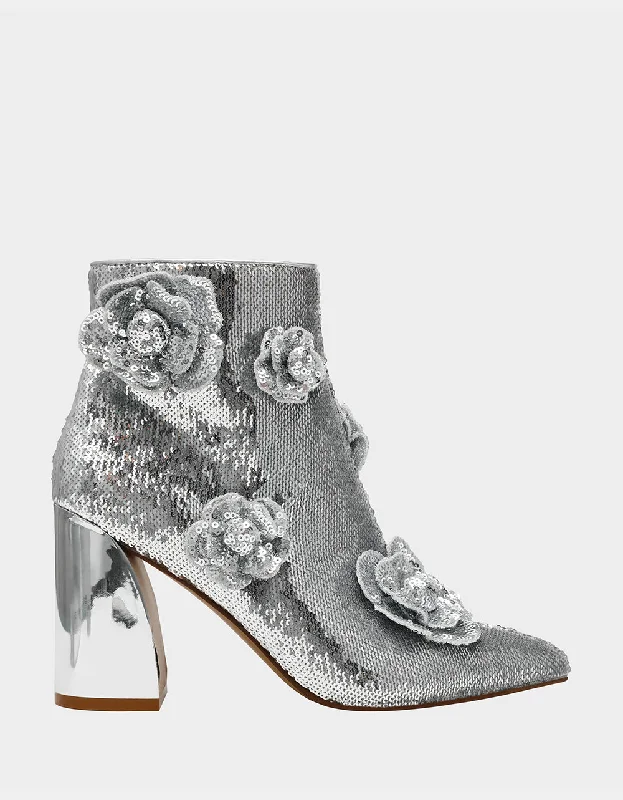women's booties for urban styleFINLEE SILVER