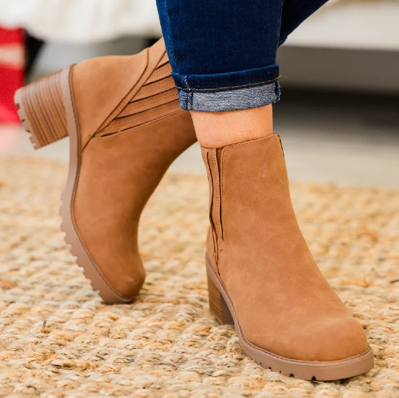 women's waterproof bootiesShift In Perspective Booties, Cognac