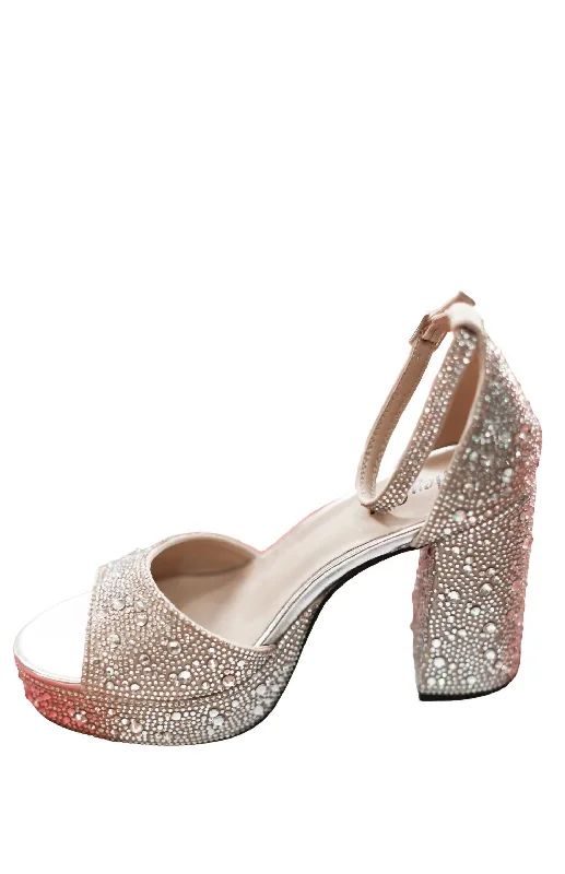 Women's brocade stiletto heel pumps with a vintage feelWomen's Ambition Heel In Silver Women's brocade stiletto heel pumps with a vintage feelWomen's Ambition Heel In Silver