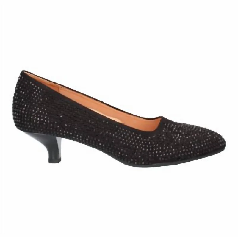 Women's studded stiletto heel pumps for an edgy lookWomen's Kavan Heeled Pumps In Black Raindrop Women's studded stiletto heel pumps for an edgy lookWomen's Kavan Heeled Pumps In Black Raindrop