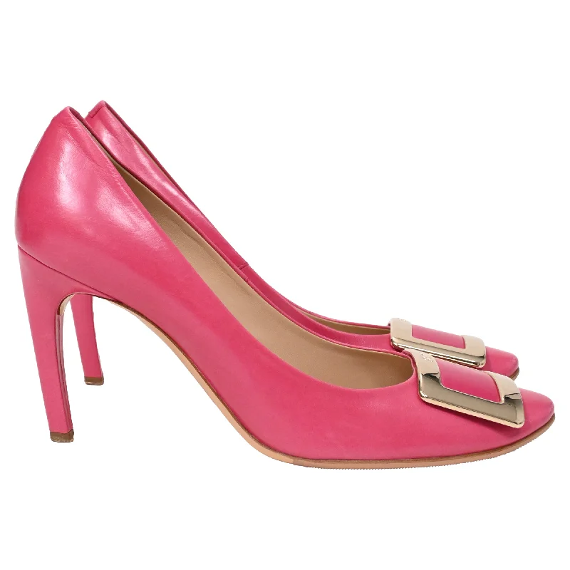 Women's cork - sole stiletto heel pumps for a natural touchRoger Vivier Trompette Buckle Detail Pumps in Pink Calfskin Leather Women's cork - sole stiletto heel pumps for a natural touchRoger Vivier Trompette Buckle Detail Pumps in Pink Calfskin Leather