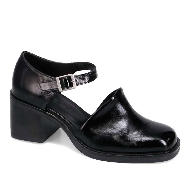 Women's brocade stiletto heel pumps with a vintage feelWomen Rita Heel Sandal In Black Pat Women's brocade stiletto heel pumps with a vintage feelWomen Rita Heel Sandal In Black Pat