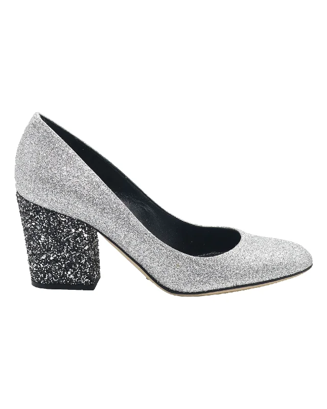 Women's red - carpet stiletto heel pumps for a glamorous eventSergio Rossi Sparkling Pumps in Metallic Silver Glitter and Leather Women's red - carpet stiletto heel pumps for a glamorous eventSergio Rossi Sparkling Pumps in Metallic Silver Glitter and Leather