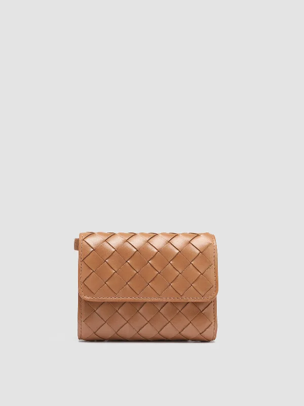 Sustainable Women's Recycled Material Loafers in Gray for Eco - Conscious ShoppersPOCHE 110 - Brown Woven Leather Trifold Wallet Sustainable Women's Recycled Material Loafers in Gray for Eco - Conscious ShoppersPOCHE 110 - Brown Woven Leather Trifold Wallet