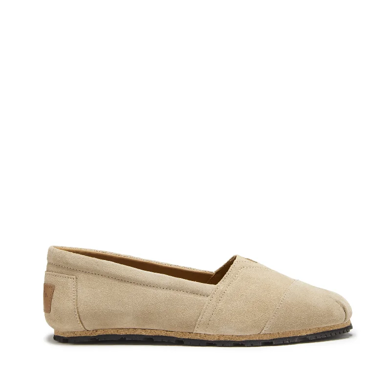 Lightweight Women's Mesh - Paneled Loafers in White for BreathabilityWomen's Chukka Espadrilles, taupe suede Lightweight Women's Mesh - Paneled Loafers in White for BreathabilityWomen's Chukka Espadrilles, taupe suede