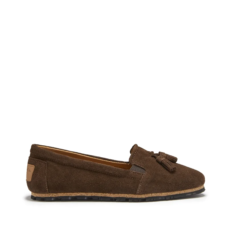 Women's Embroidered Floral Pattern Loafers in Beige for a Spring - Inspired OutfitWomen's Tasselled Espadrilles, brown suede Women's Embroidered Floral Pattern Loafers in Beige for a Spring - Inspired OutfitWomen's Tasselled Espadrilles, brown suede