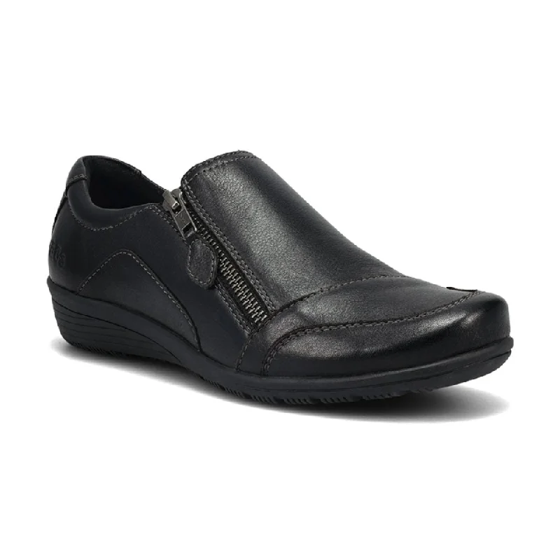 Women's Tassel - Trimmed Loafers with a Low Heel in Olive Green for a Trendy TwistTaos Women's Character - Black Women's Tassel - Trimmed Loafers with a Low Heel in Olive Green for a Trendy TwistTaos Women's Character - Black