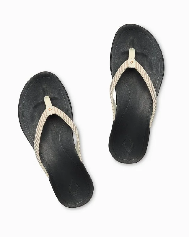 Waterproof Women's Rubber Beach Sandals with Arch Support in Blue for Water ActivitiesOlukai Sandals Woman