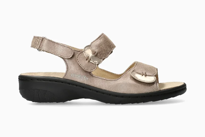 Women's Sandals with a Glitter - Coated Strap in Gold for a Sparkly Summer OutfitWomen's Sandals with a Glitter - Coated Strap in Gold for a Sparkly Summer OutfitGetha - Light Taupe Women's Sandals with a Glitter - Coated Strap in Gold for a Sparkly Summer OutfitWomen's Sandals with a Glitter - Coated Strap in Gold for a Sparkly Summer OutfitGetha - Light Taupe