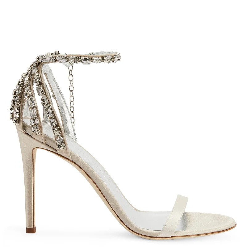 Sustainable Women's Recycled Material Sandals in Beige for Eco - Conscious ShoppersGiuseppe Zanotti Adele Crystal Sustainable Women's Recycled Material Sandals in Beige for Eco - Conscious ShoppersGiuseppe Zanotti Adele Crystal