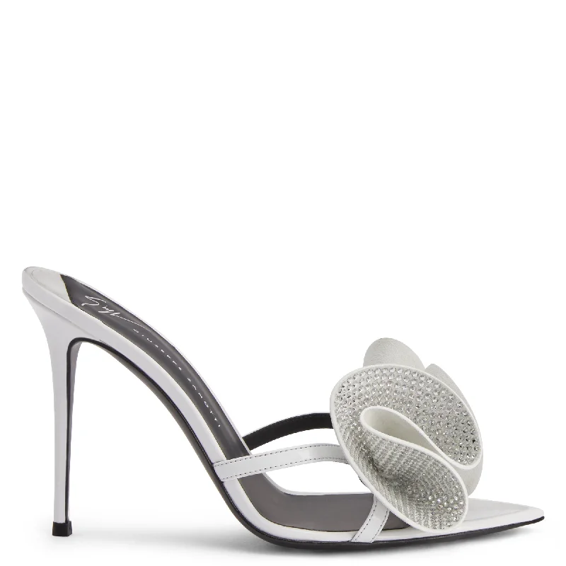 Elastic - Strap Women's Sandals with a Padded Toe in Teal for Easy On - and - OffGiuseppe Zanotti Intriigo Charmante Elastic - Strap Women's Sandals with a Padded Toe in Teal for Easy On - and - OffGiuseppe Zanotti Intriigo Charmante