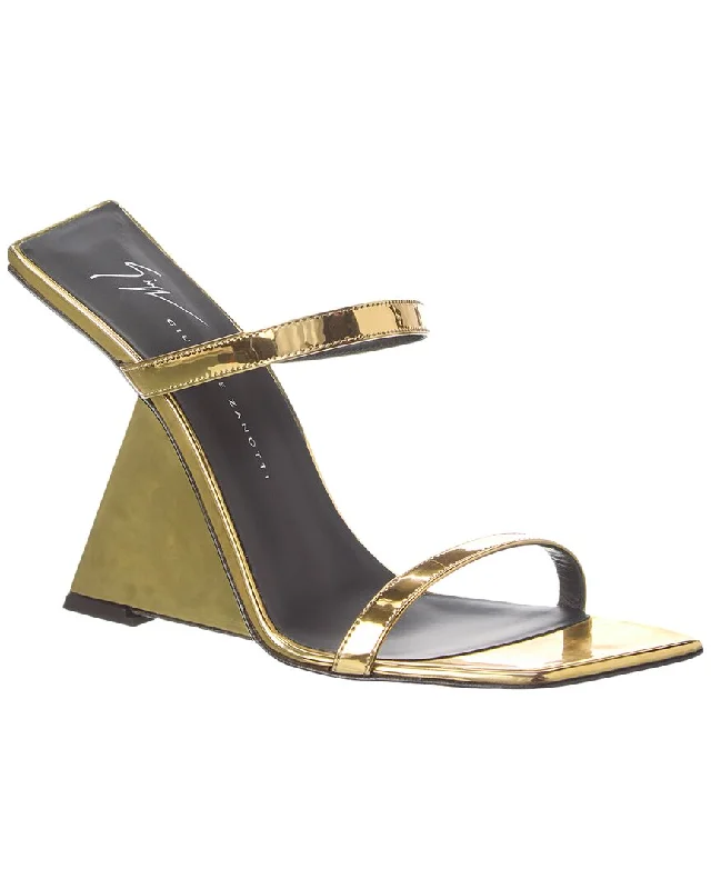 Women's Thong Sandals with a Beaded Design in Multicolor for a Beachy AestheticGiuseppe Zanotti Tutankamon 105 Vinyl Wedge Sandal