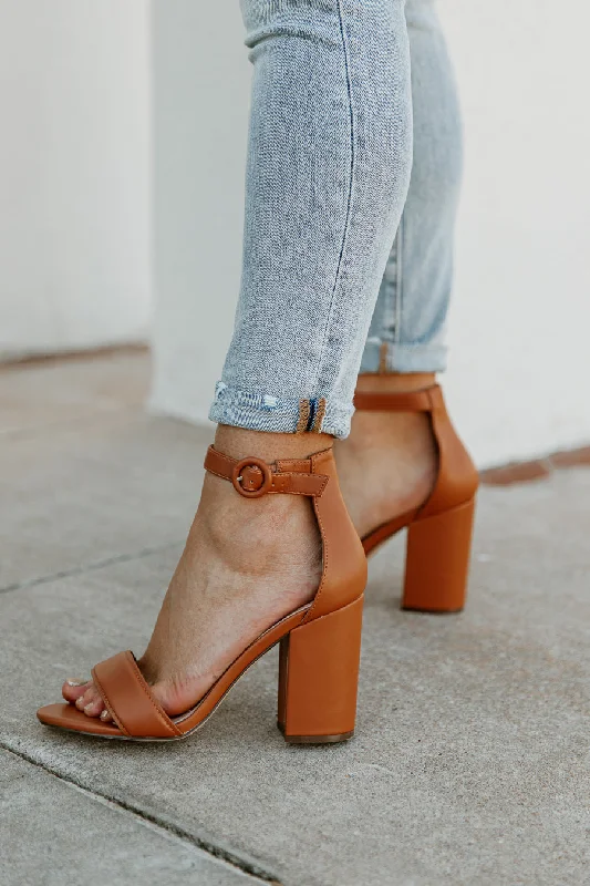 Shock - Absorbing Women's Sandals with a Soft Insole in Black for Active LifestylesKALISTA FAUX LEATHER HEELS IN CAMEL Shock - Absorbing Women's Sandals with a Soft Insole in Black for Active LifestylesKALISTA FAUX LEATHER HEELS IN CAMEL