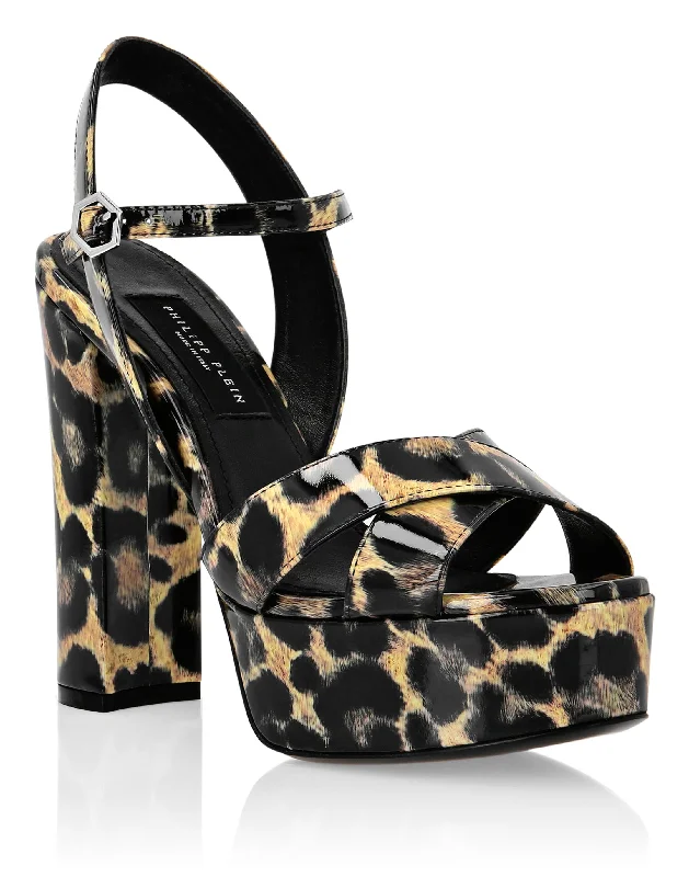 Women's Sandals with a Floral - Printed Upper in Pink for a Feminine Spring LookWomen's Sandals with a Floral - Printed Upper in Pink for a Feminine Spring LookPatent leather Sandals High Heels Leopard Women's Sandals with a Floral - Printed Upper in Pink for a Feminine Spring LookWomen's Sandals with a Floral - Printed Upper in Pink for a Feminine Spring LookPatent leather Sandals High Heels Leopard
