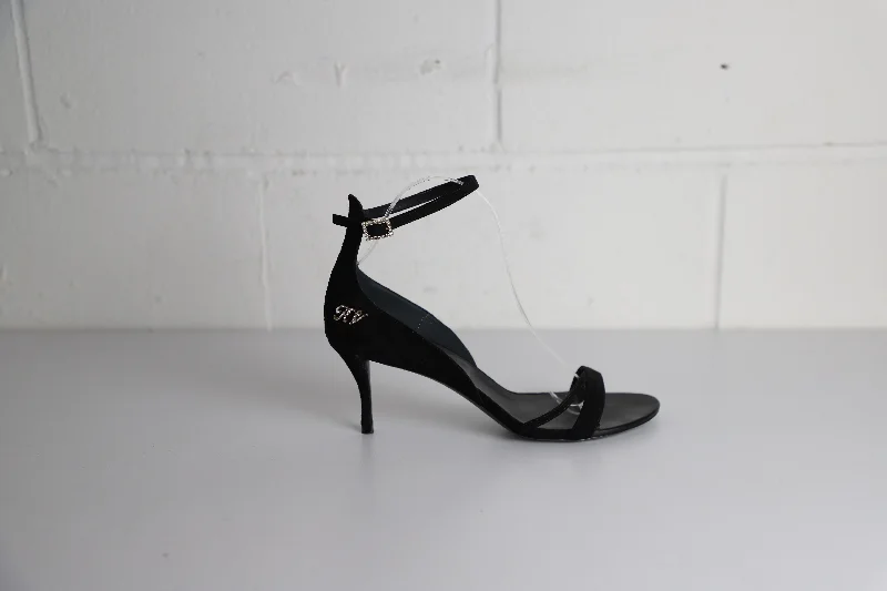 Women's Leather - Strapped Sandals with a Braided Detail in Brown for a Rustic AppealRoger Vivier Crystal-Embellished Open Toe 70mm Sandals with Black Suede