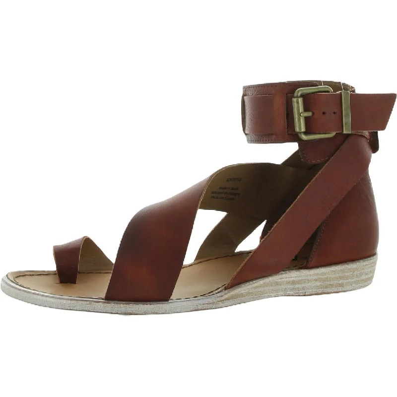 Adjustable Strap Women's Sandals with a Padded Heel in Pink for a Custom FitAdjustable Strap Women's Sandals with a Padded Heel in Pink for a Custom FitVale Womens Leather Ankle Strappy Sandals
