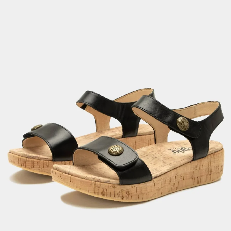 Women's Sandals with a Wedge Heel and a Tassel Detail in Orange for a Trendy LookWomen's Marta Wedge Sandal In Ink