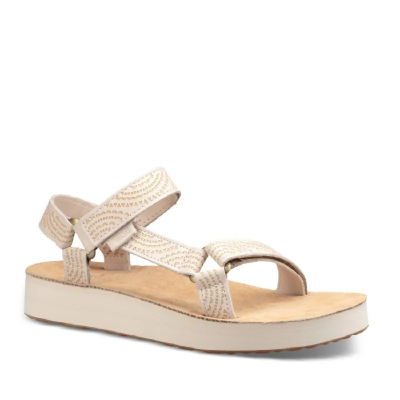 Women's Rhinestone - Embellished Open - Toe Sandals in Silver for a Glamorous Party LookWomen's Midform Universal Geometric Sandal In White Swan