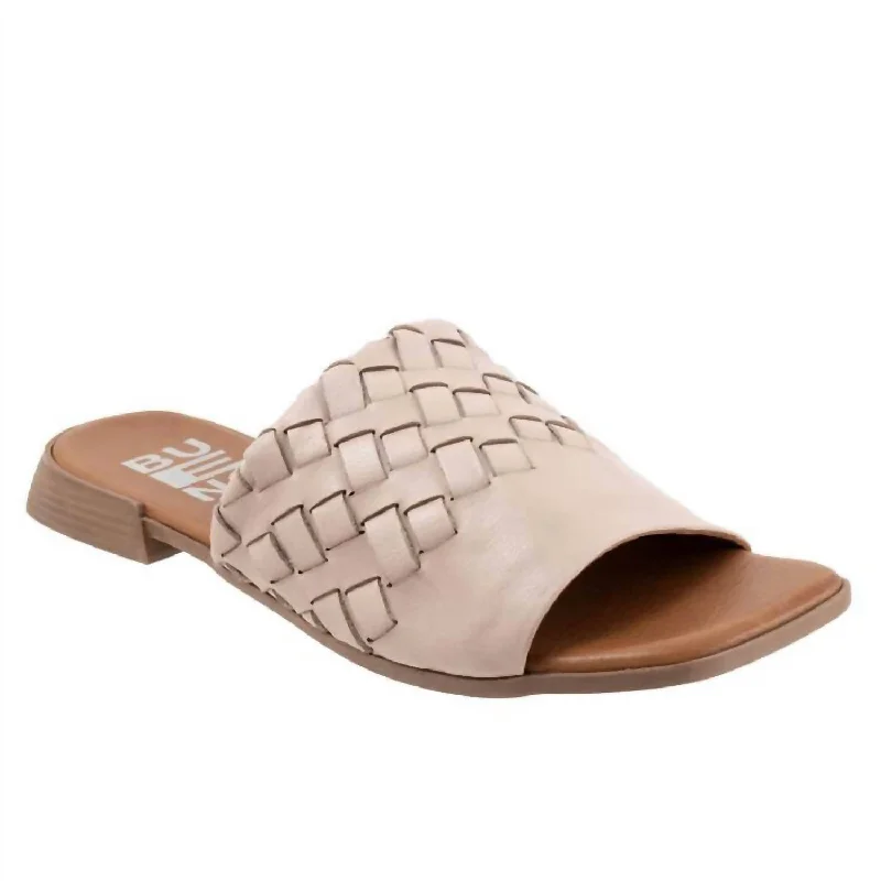 Waterproof Women's Rubber Beach Sandals with Arch Support in Blue for Water ActivitiesWomen's Tessa Sandal In Light Grey