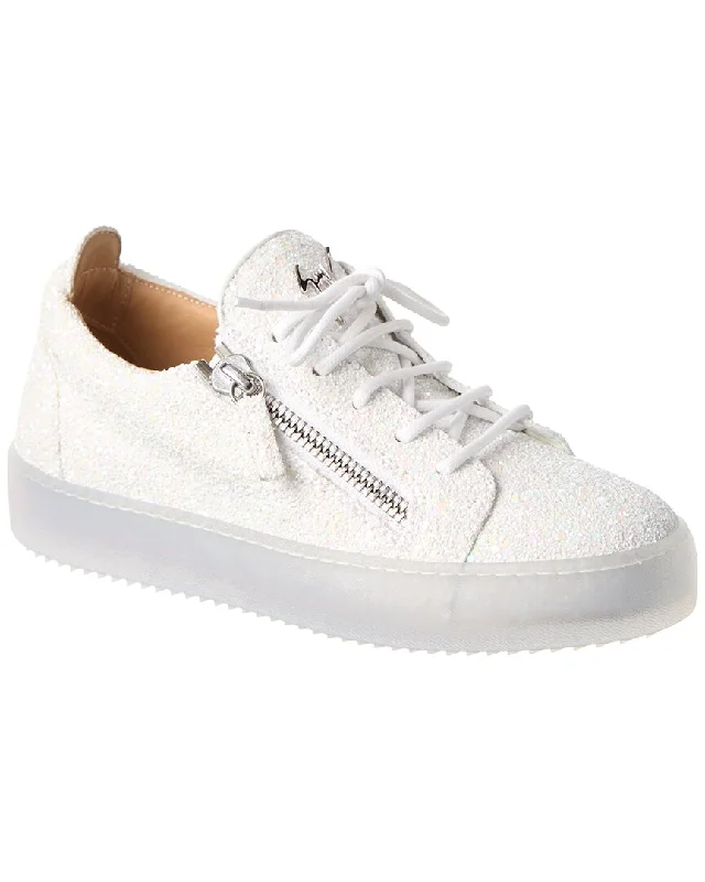 Retro - Style Women's Sneakers in Pastel Colors for a Nostalgic and Fashionable VibeGiuseppe Zanotti May London Glitter Sneaker