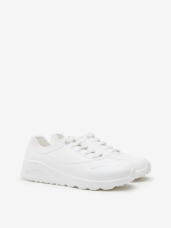 Vegan - Friendly Women's Sneakers Made from Recycled Materials for an Eco - Conscious ChoiceLUNA BLU White Perforated Design Lace-Up Sneakers Vegan - Friendly Women's Sneakers Made from Recycled Materials for an Eco - Conscious ChoiceLUNA BLU White Perforated Design Lace-Up Sneakers