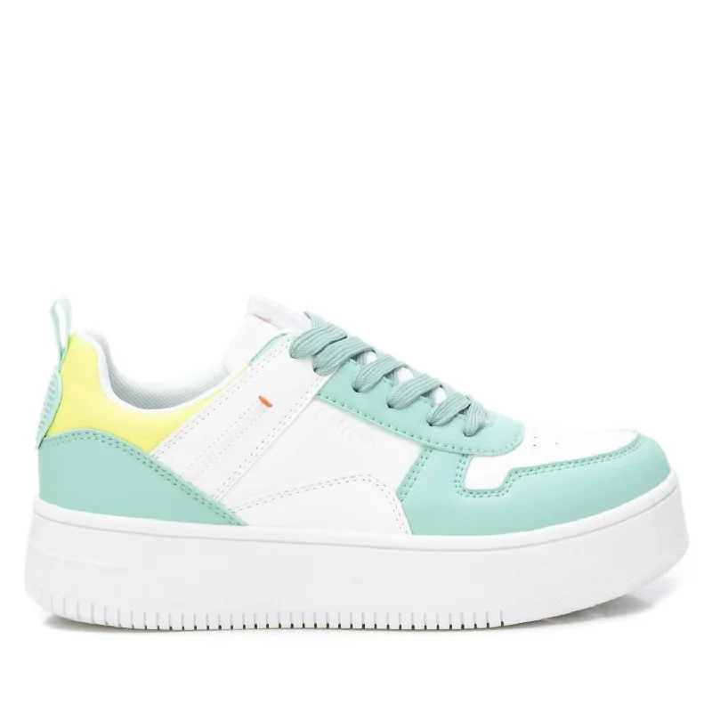 Retro - Style Women's Sneakers in Pastel Colors for a Nostalgic and Fashionable VibeWomen's Trainer Sneakers In Aqua