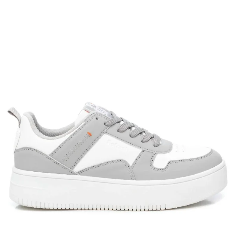 Patterned Print Women's Sneakers in Floral Designs for a Feminine and Fashion - Forward LookWomen's Trainer Sneakers In Ice Patterned Print Women's Sneakers in Floral Designs for a Feminine and Fashion - Forward LookWomen's Trainer Sneakers In Ice