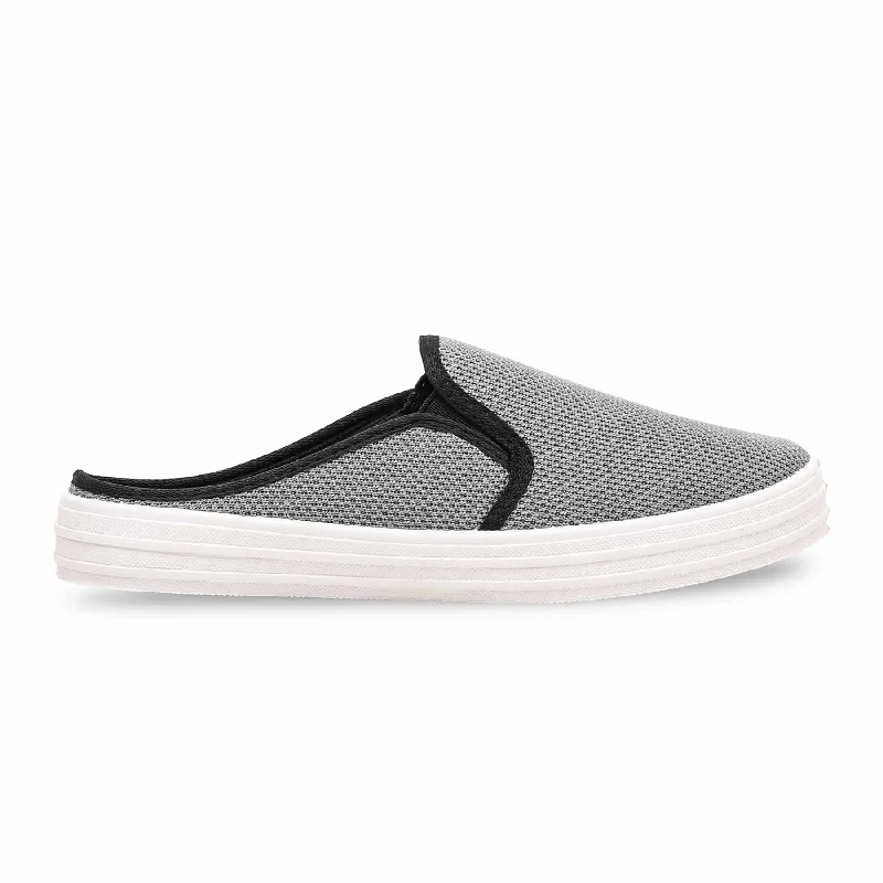 Chunky - Sole Women's Platform Sneakers in White for a Trendy Street Style LookGrey Casual Sneaker WN6152 Chunky - Sole Women's Platform Sneakers in White for a Trendy Street Style LookGrey Casual Sneaker WN6152
