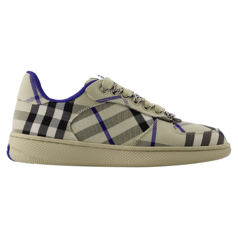 Women's Sneakers with Removable Insoles for Easy Cleaning and CustomizationTerrace Sneakers - Burberry - Synthetic - Nude Women's Sneakers with Removable Insoles for Easy Cleaning and CustomizationTerrace Sneakers - Burberry - Synthetic - Nude