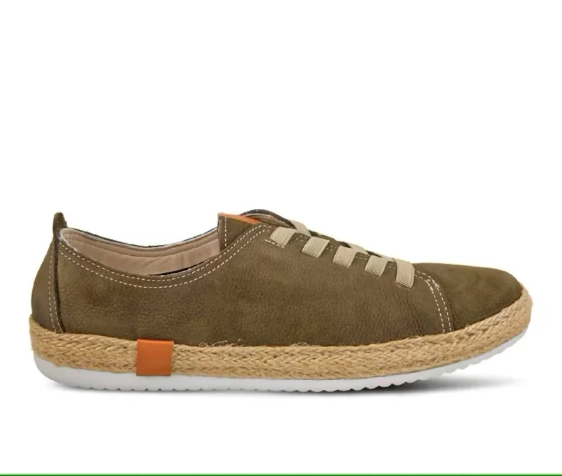 Vegan - Friendly Women's Sneakers Made from Recycled Materials for an Eco - Conscious ChoiceWomen's Eloya Sneaker In Olive