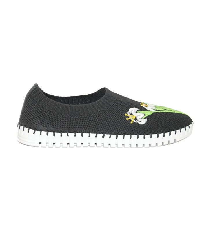 Women's Sneakers with Memory Foam Insoles for Exceptional Cushioning and ComfortWomen's Lucy Stretch Sneakers In Black Embroidered Women's Sneakers with Memory Foam Insoles for Exceptional Cushioning and ComfortWomen's Lucy Stretch Sneakers In Black Embroidered