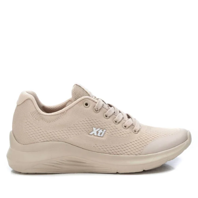 Breathable Mesh Women's Running Sneakers with Reflective Trim for Nighttime JoggingWomen's Sneakers In Beige Breathable Mesh Women's Running Sneakers with Reflective Trim for Nighttime JoggingWomen's Sneakers In Beige