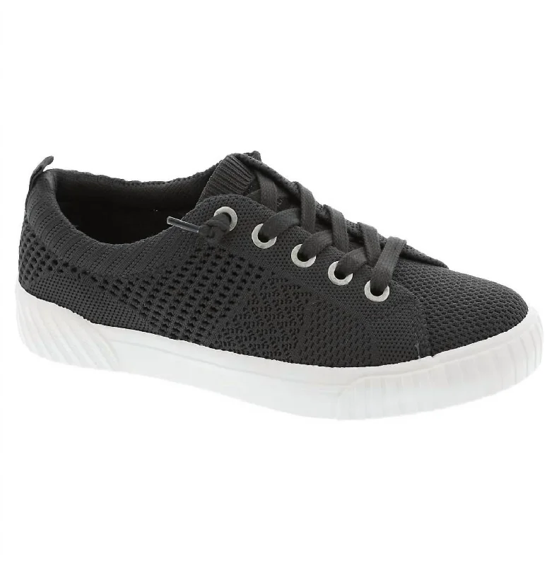 Retro - Style Women's Sneakers in Pastel Colors for a Nostalgic and Fashionable VibeWomen's Wistful Sneaker In Black